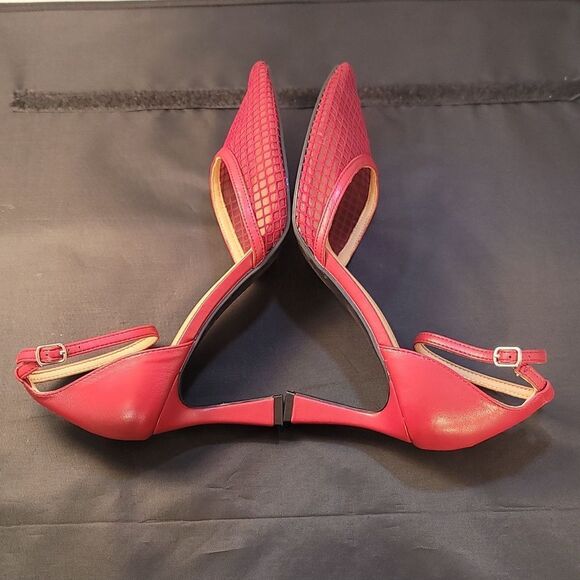 BRAND NEW CHINESE LAUNDRY  HEELS WITH MESH DESIGN AND POINTED TOE PUMP - Picture 10 of 14